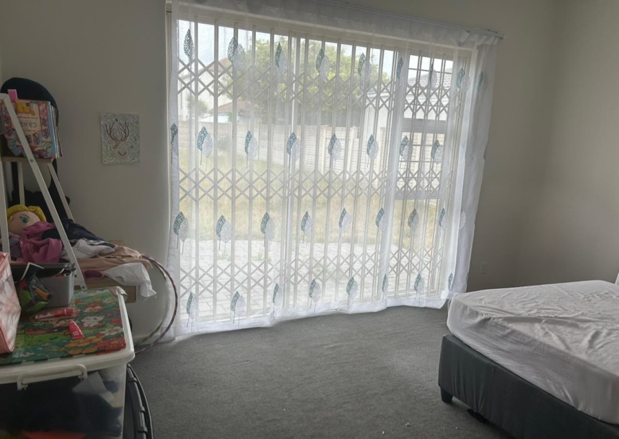 To Let 3 Bedroom Property for Rent in Summerstrand Eastern Cape
